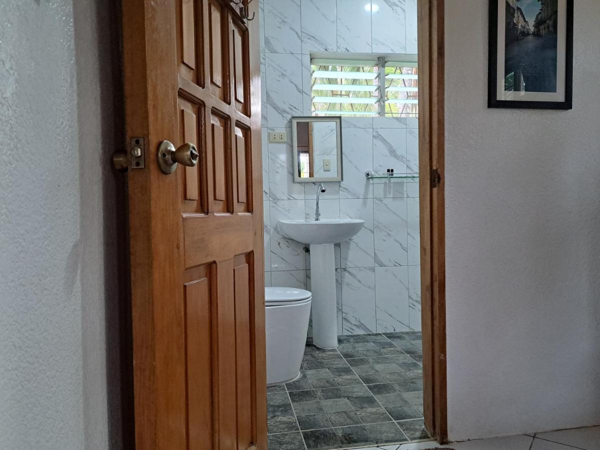 Palmera Palma Private 1-Br Bungalow In Moalboal Bagian luar foto