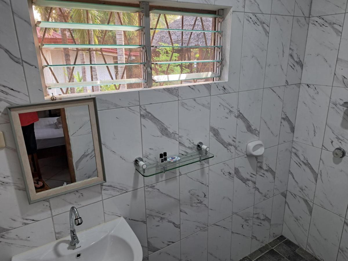 Palmera Palma Private 1-Br Bungalow In Moalboal Bagian luar foto