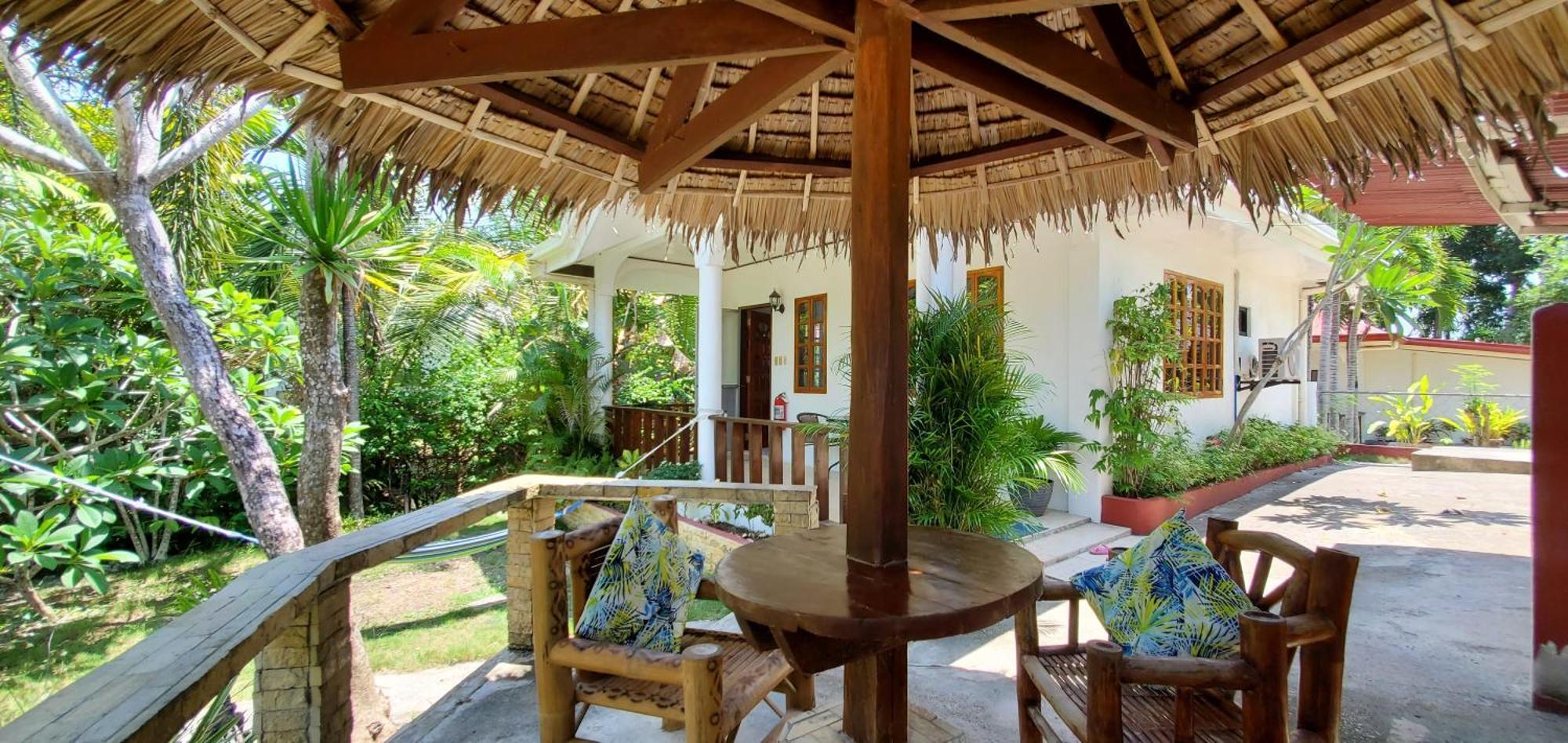 Palmera Palma Private 1-Br Bungalow In Moalboal Bagian luar foto
